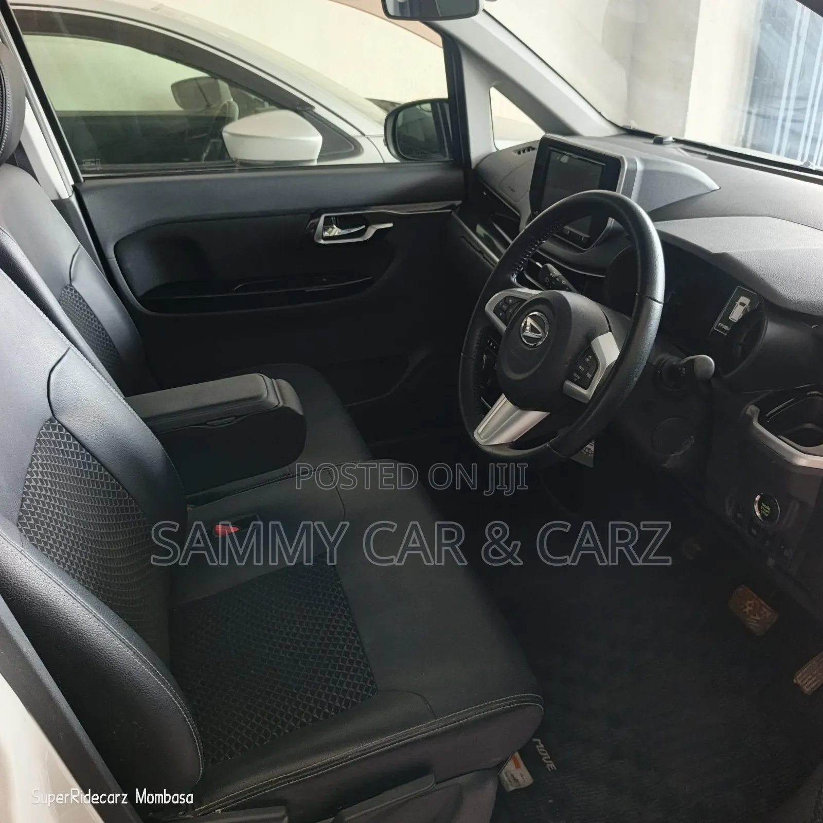 Daihatsu Move 2019 White