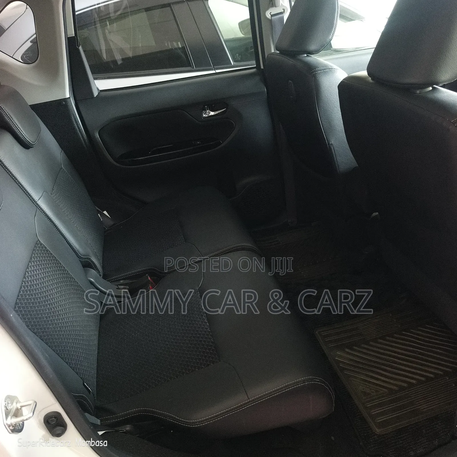 Daihatsu Move 2019 White