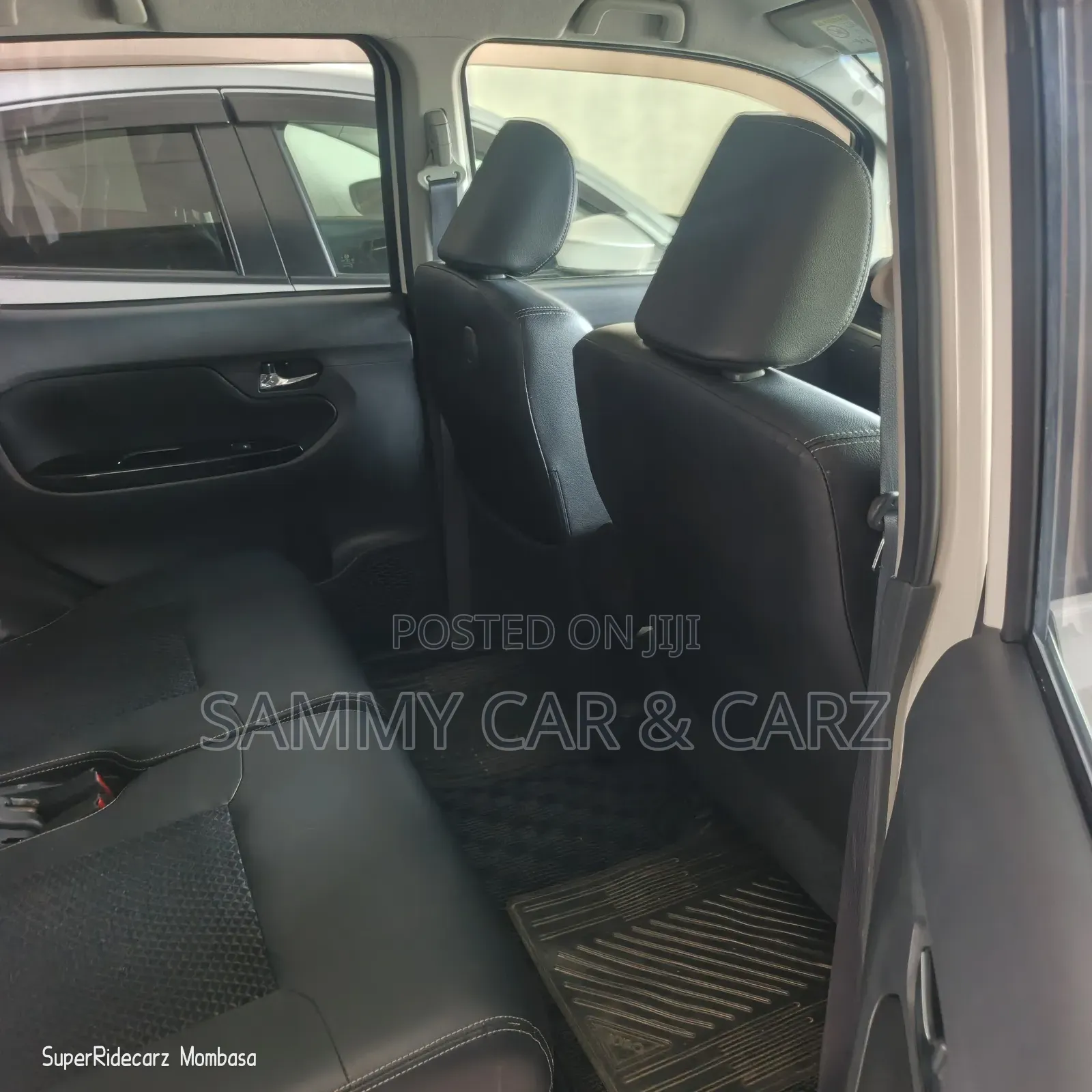 Daihatsu Move 2019 White