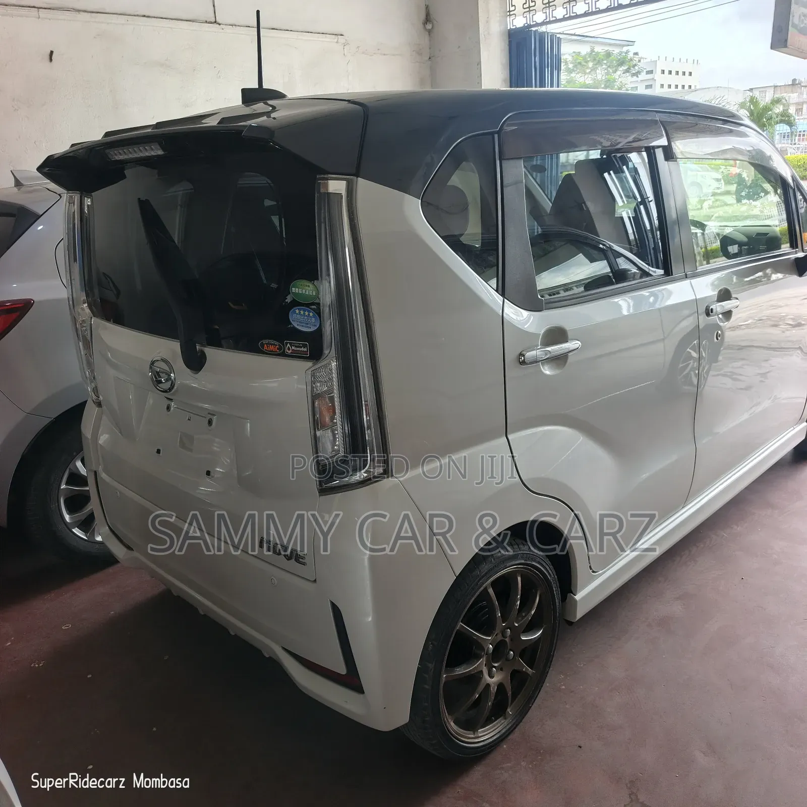 Daihatsu Move 2019 White