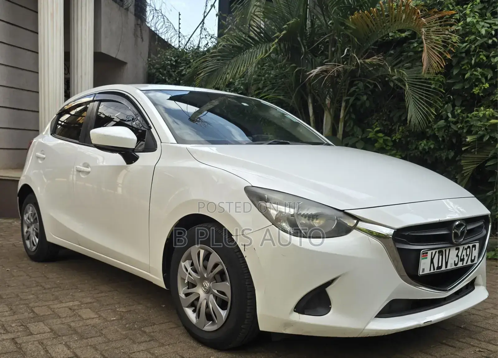 Mazda Demio 2018 White