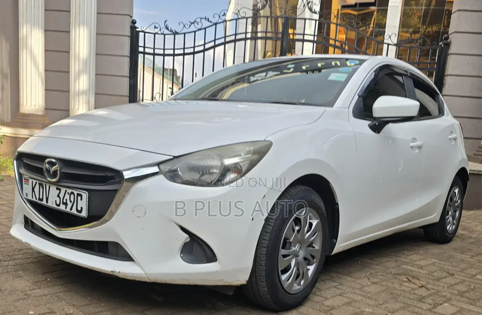 Mazda Demio 2018 White