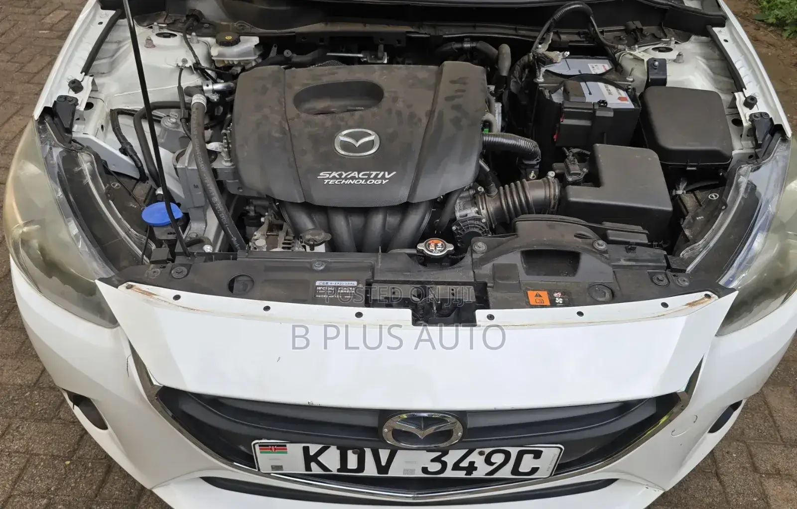 Mazda Demio 2018 White
