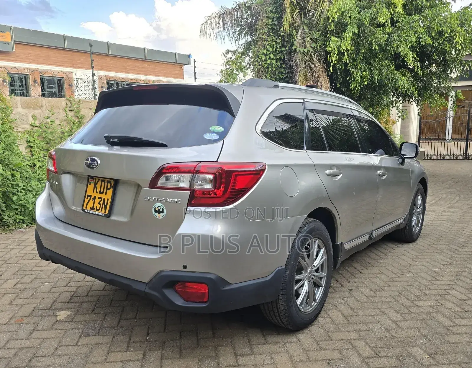 Subaru Outback 2.5i Limited AWD 2016 Gray