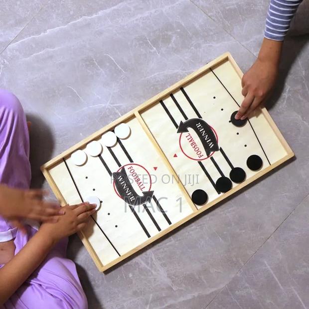 Wooden Fast Sling Puck Game / Winner Foosball Board