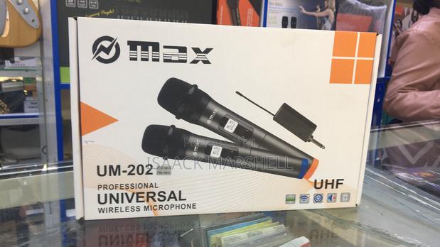 Omax Um-202 Universal Wireless Microphone
