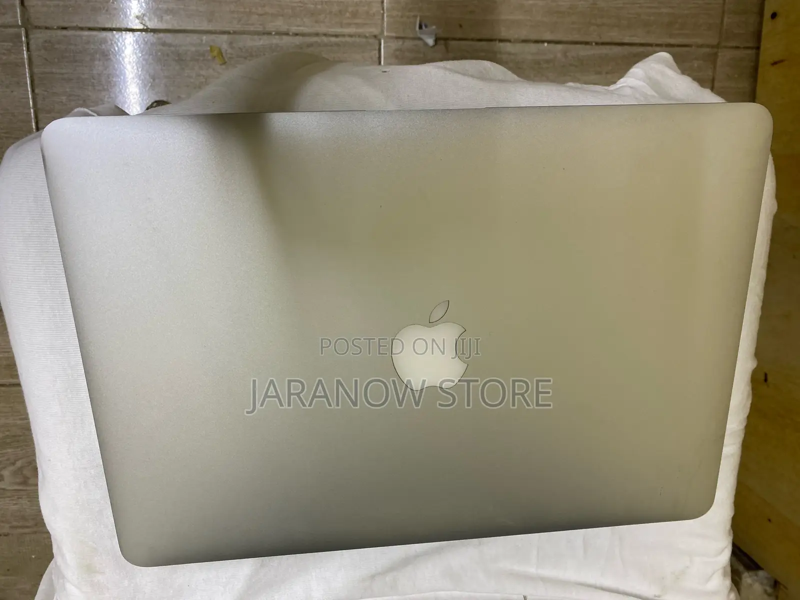 Laptop Apple MacBook Air 4GB Intel Core i5 SSD 128GB