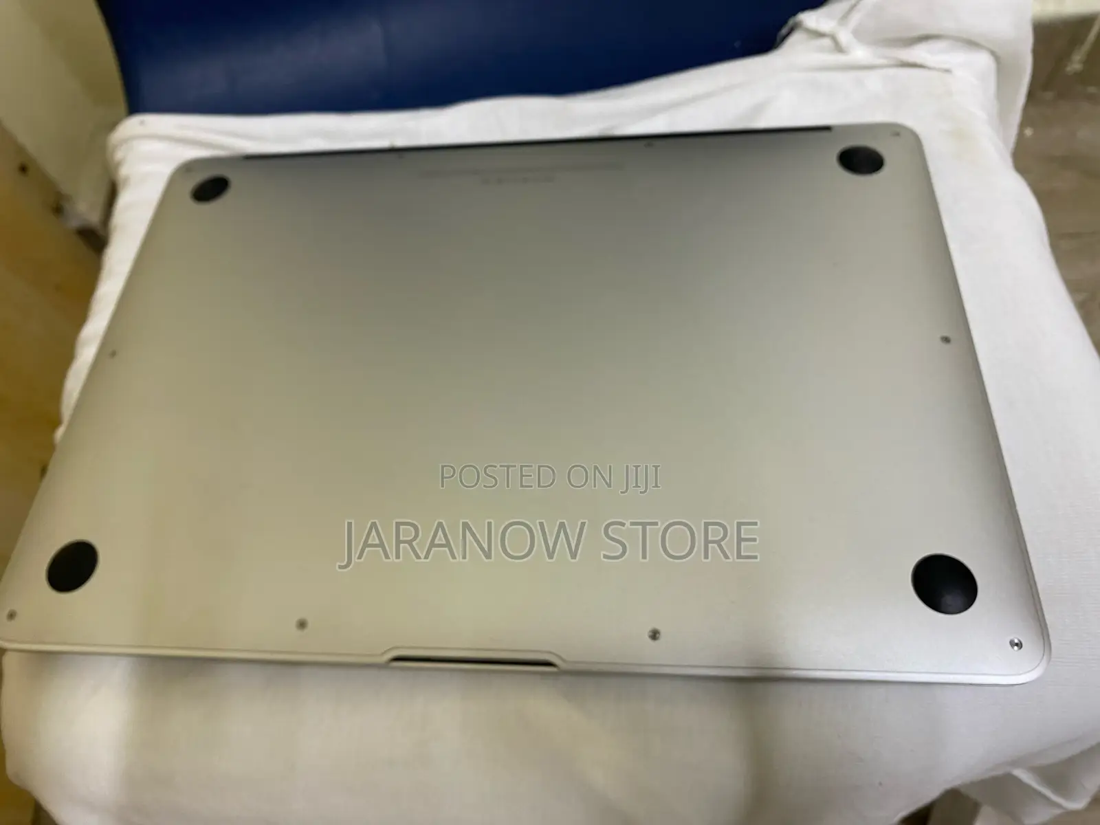 Laptop Apple MacBook Air 4GB Intel Core i5 SSD 128GB