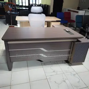 Elegant Office Desk for Directors 1.8m