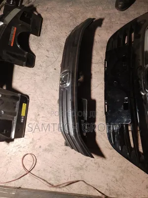 Honda Insight 2010 Model Grill