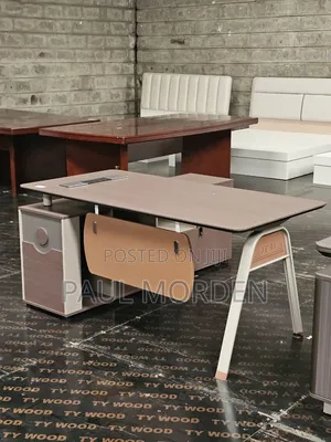 Modern Corporate Executive Office Desk - Stylish Spacious 1.6m