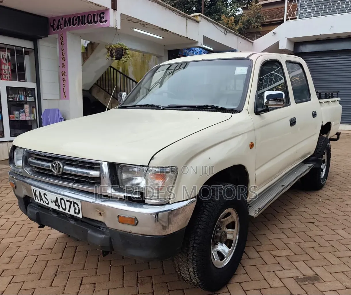 Toyota Hilux 2700i Raider 2004 White