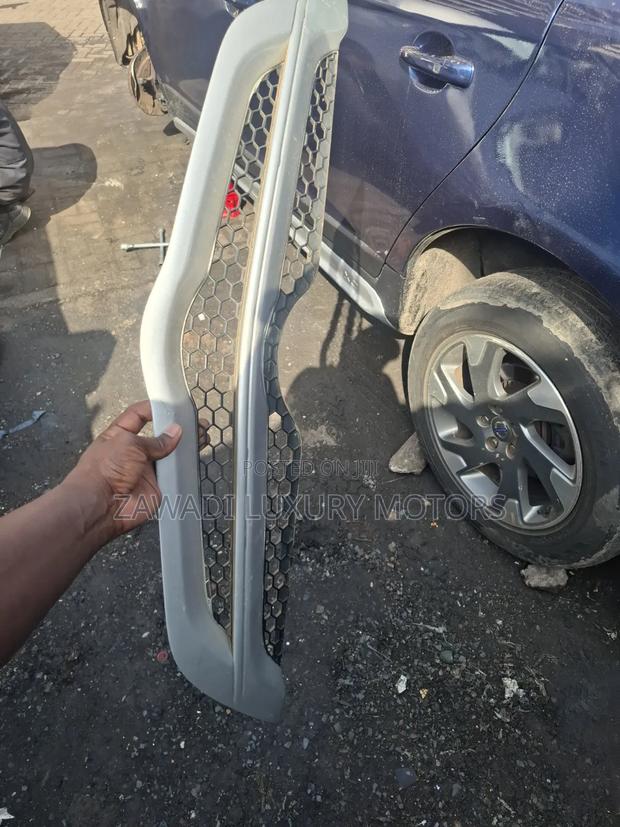 Toyota Belta Grill - thumbnail 2