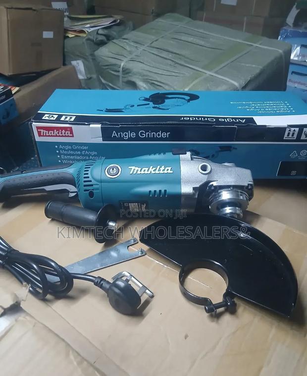 Makita Angle Grinder