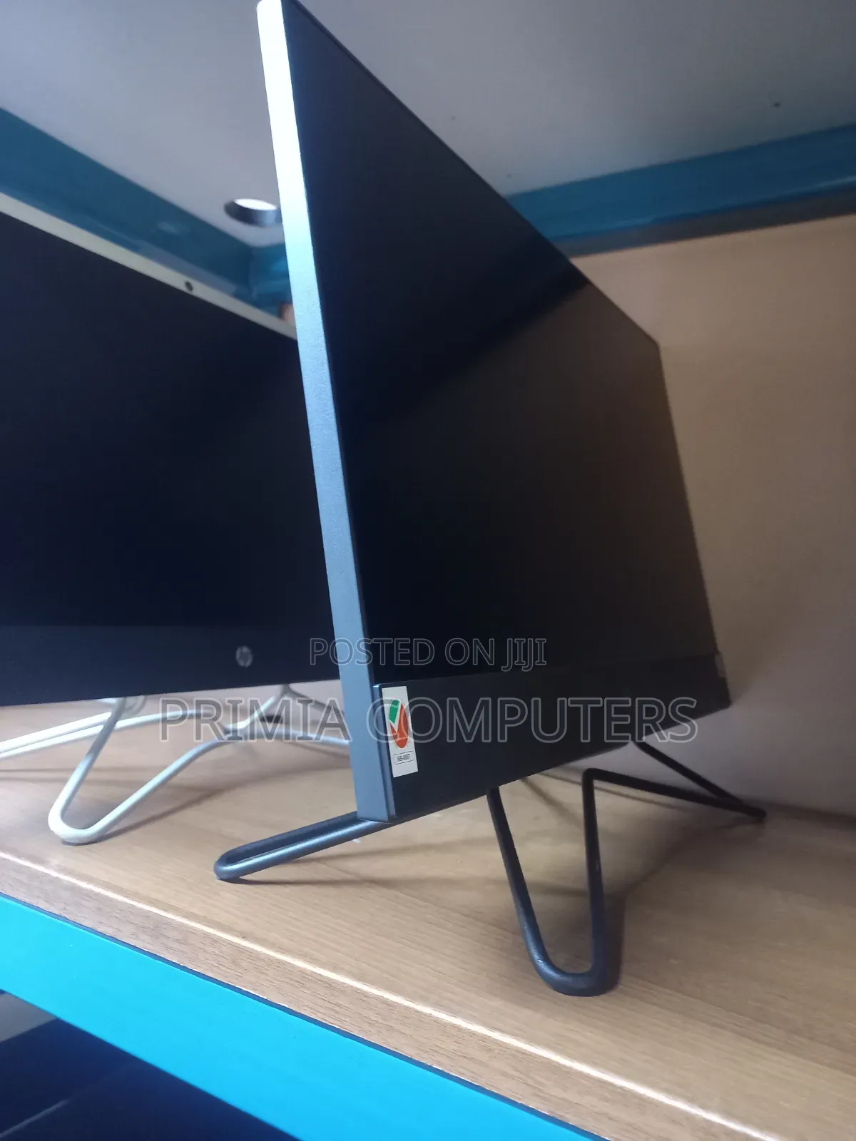 Desktop Computer HP 200 G4 All-in-One 8GB Intel Core i5 SSD 512GB