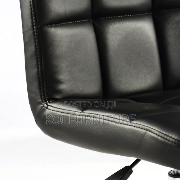 Bar Stool : Modern Black Bar Stools -Quilted Synthetic Leather Seats - thumbnail 4