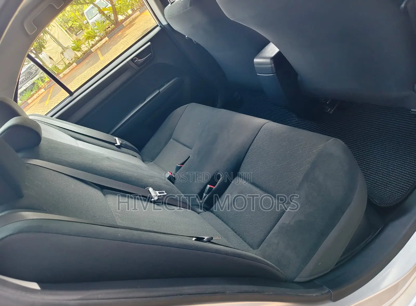 Toyota Axio 2019 Silver