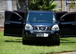 Nissan X-Trail 2010 Black