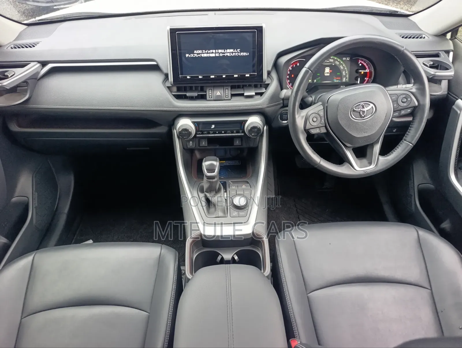 Toyota RAV4 2019 White