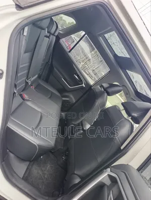 Toyota RAV4 2019 White