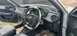 Toyota Axio 2014 Silver