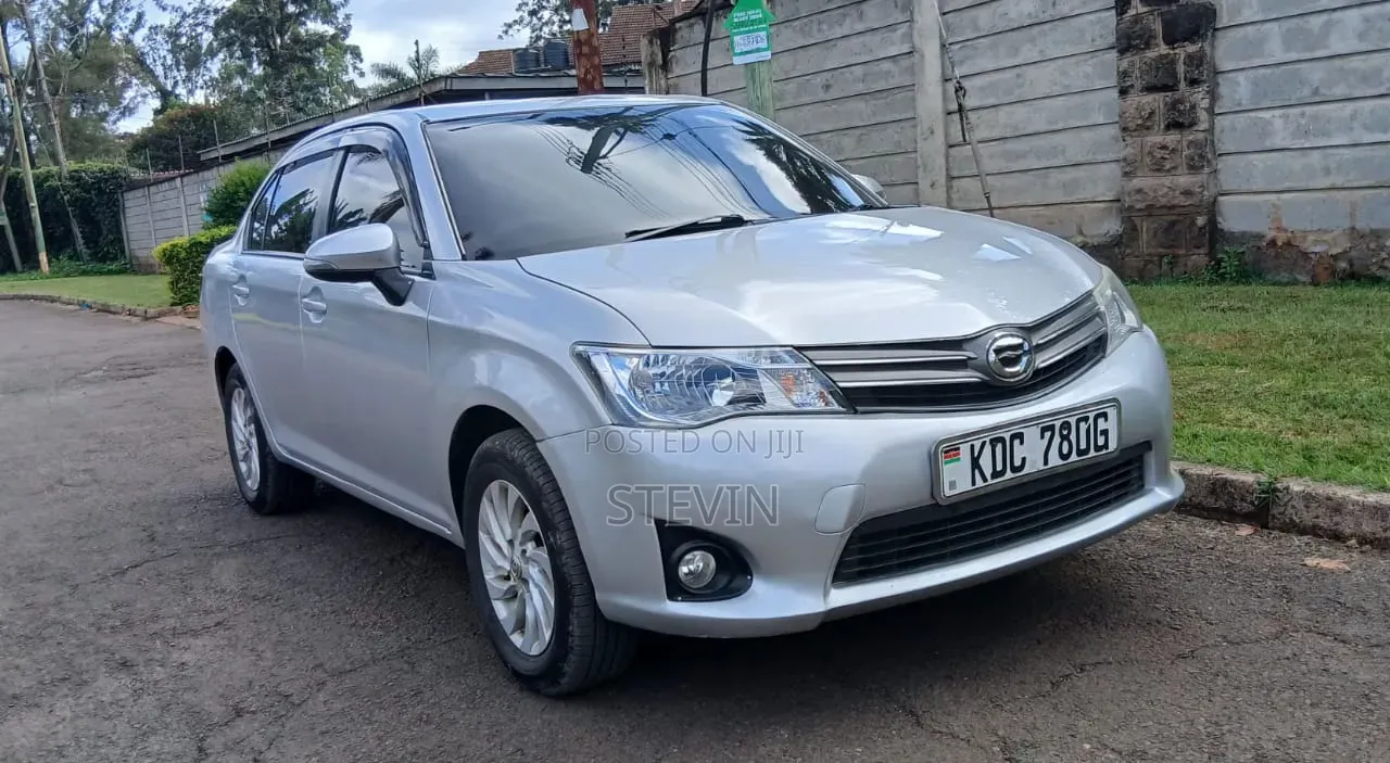 Toyota Axio 2014 Silver