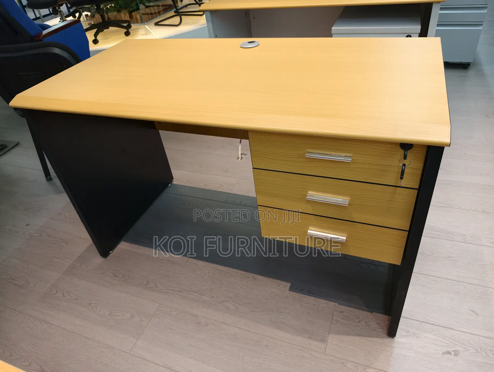 Office Desk : 1m Advanced Professional Office Desk