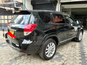 Toyota Vanguard 2010 Black