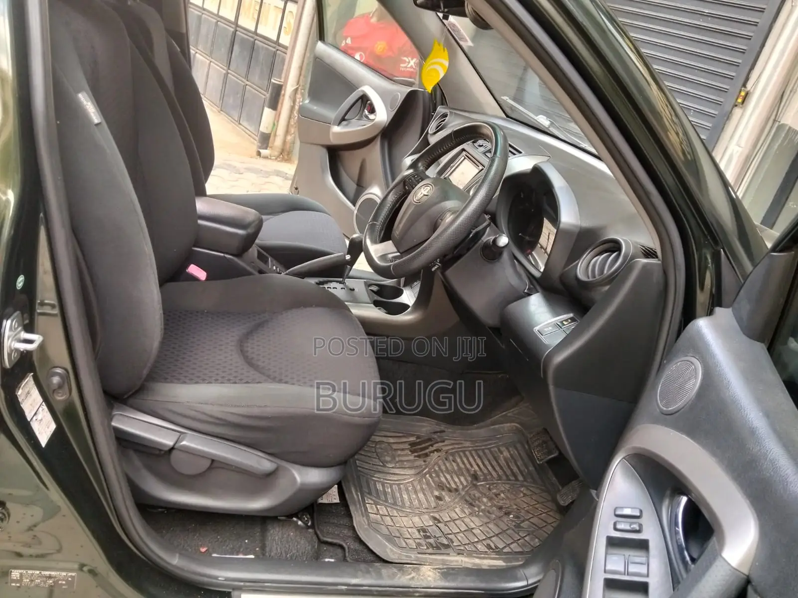Toyota Vanguard 2010 Black