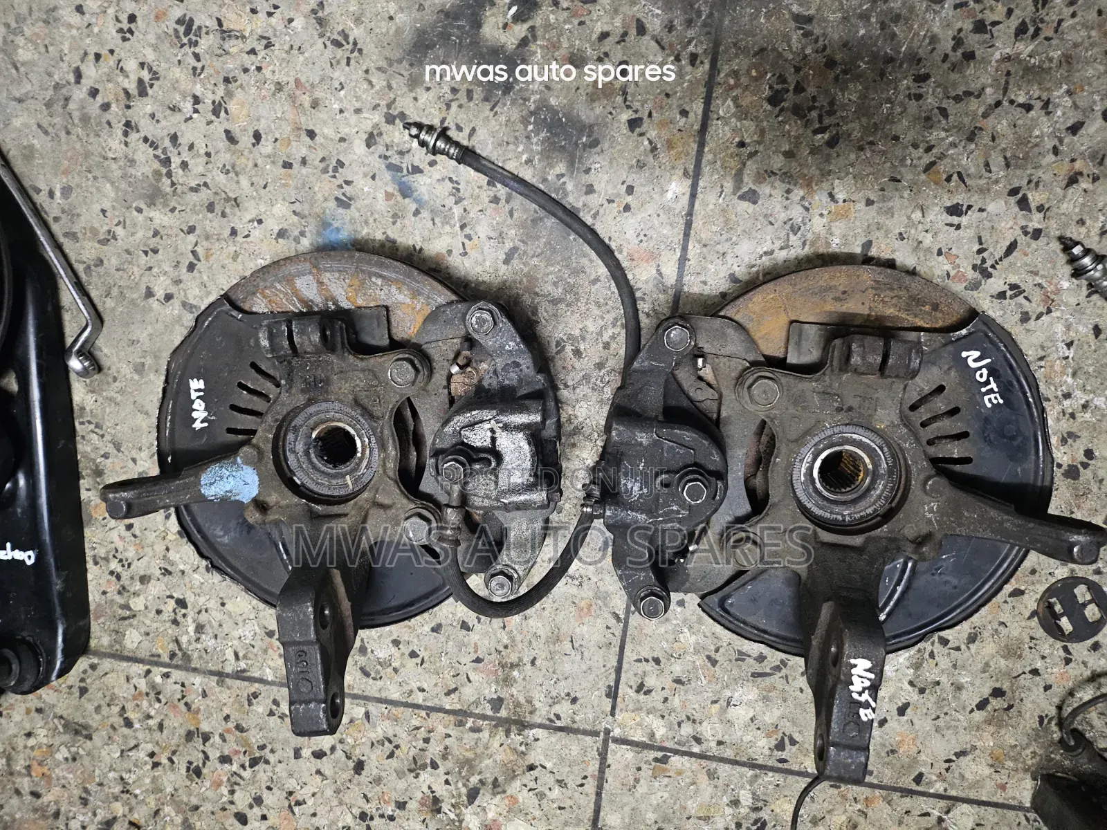 Nissan Note Front Hub
