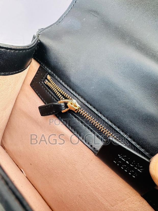 Authentic Gucci Sylvie Small Shoulder Bag - Black Leather - thumbnail 6