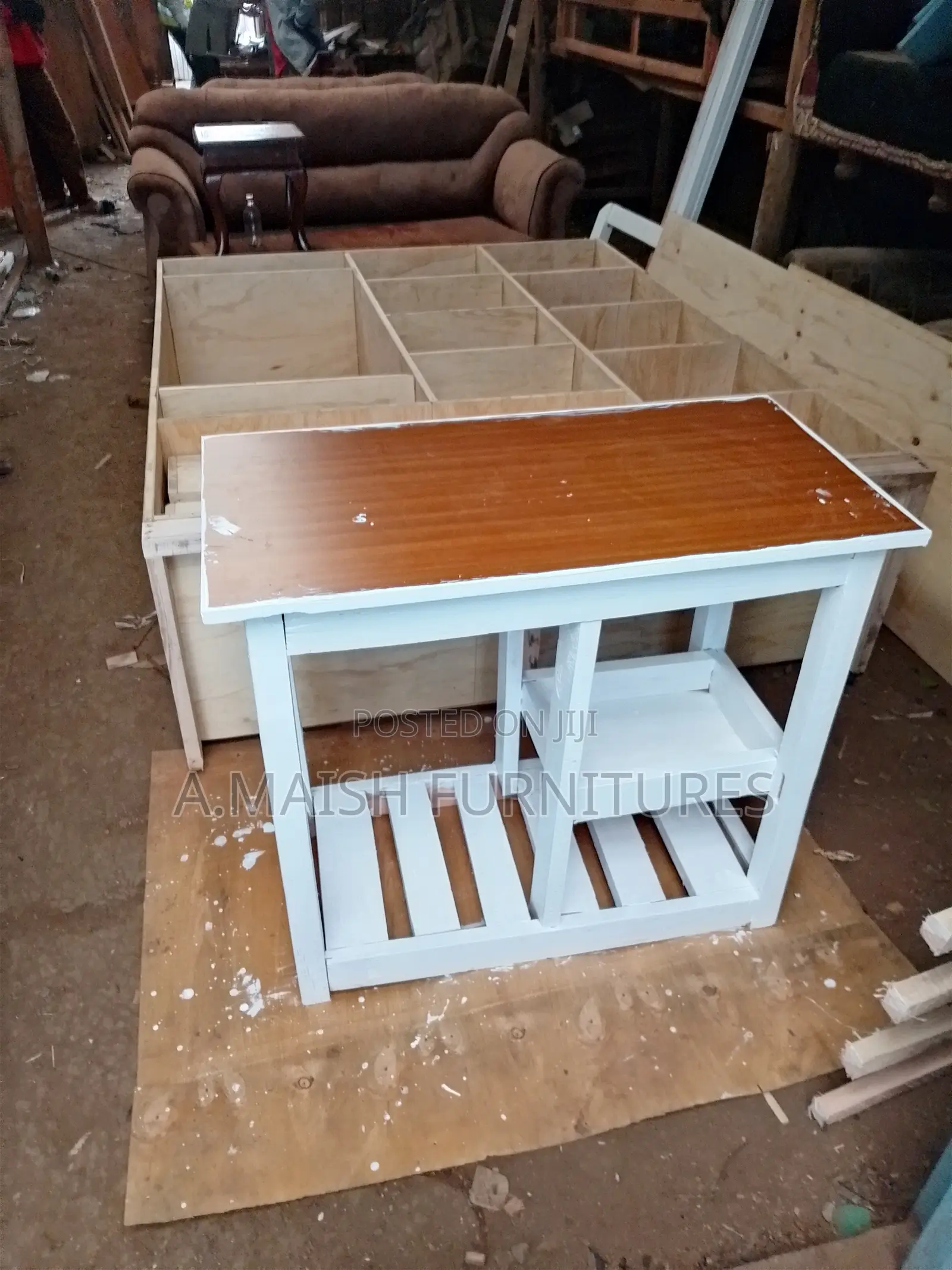 White/Brown Kitchen Table