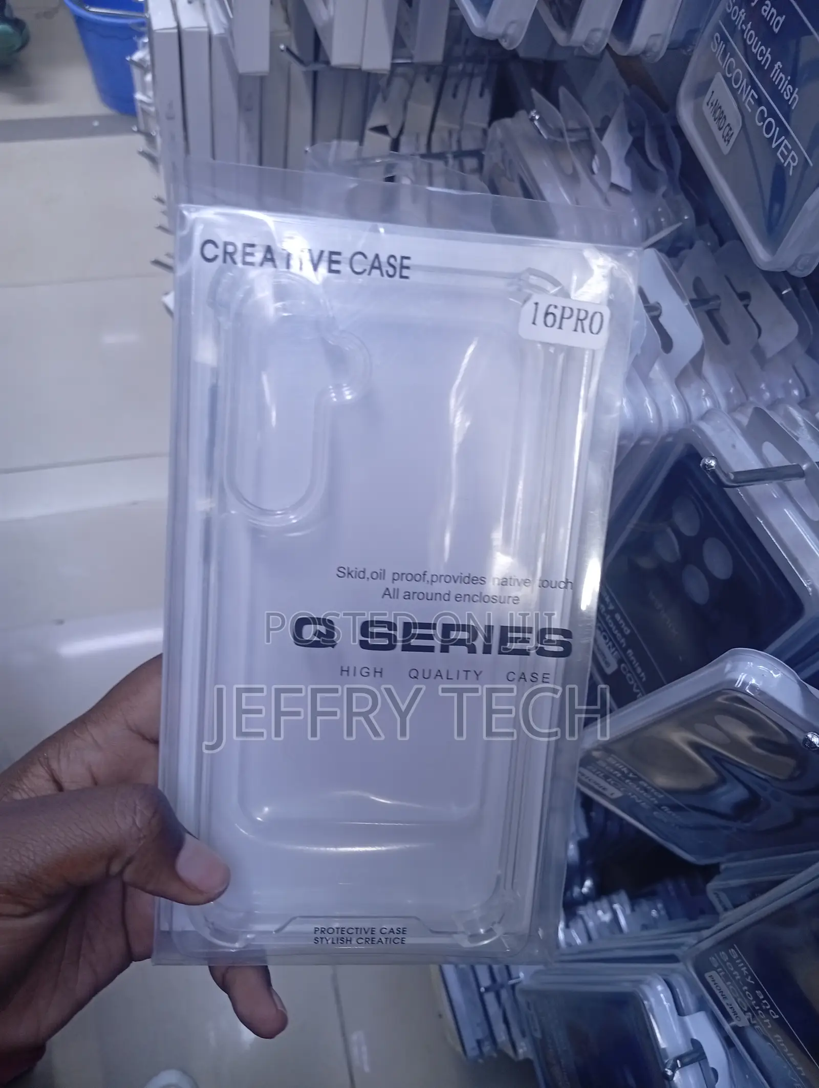 iPhone 16pro Clear, Flexible Protective Phone Case.