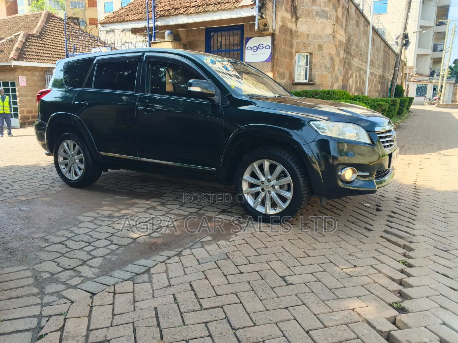 Toyota Vanguard 2010 Green