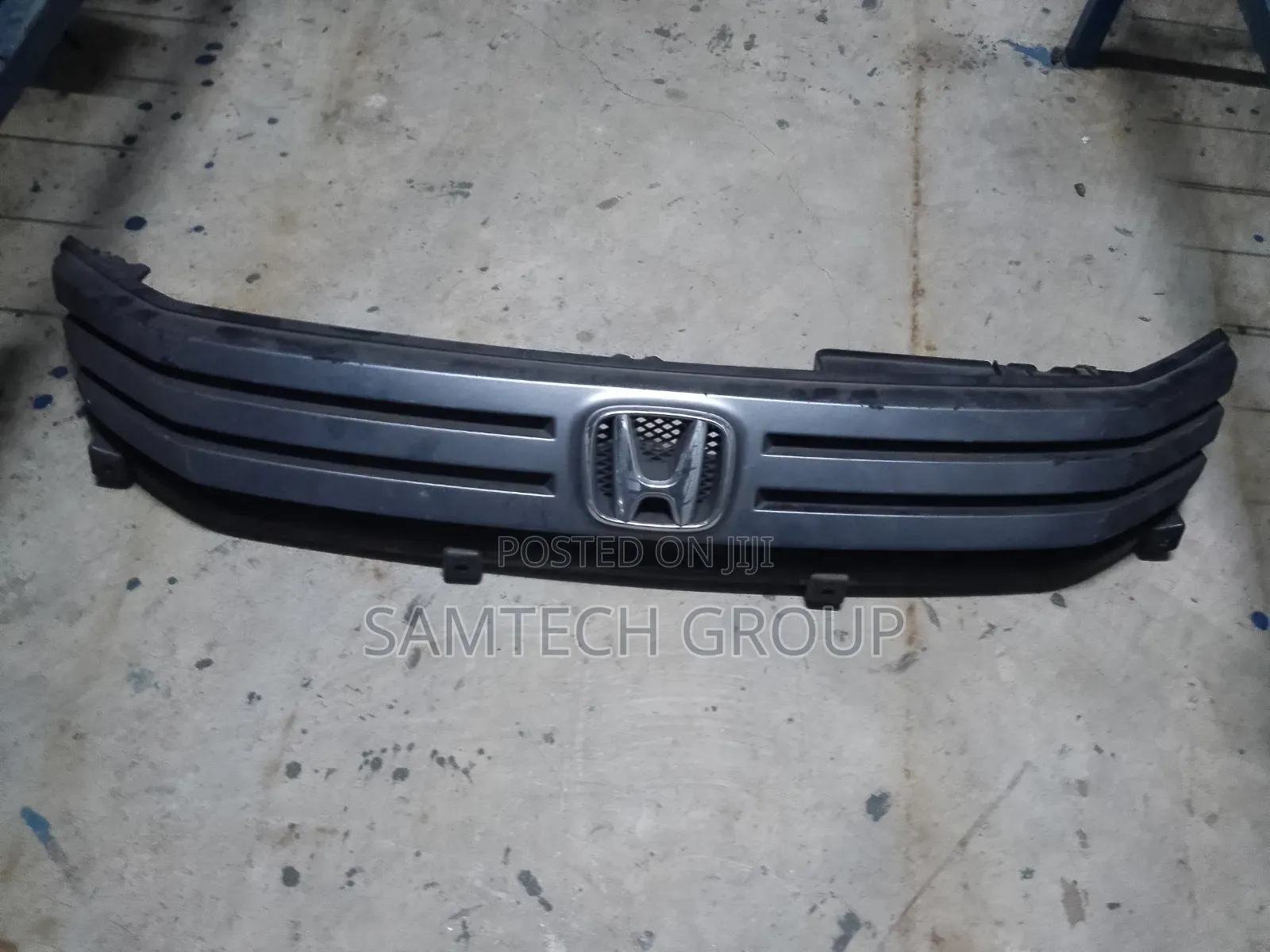 Honda Insight 2010 Grill X-Japan