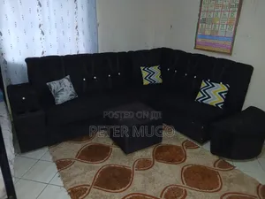 7 Seater Seats With Poofs