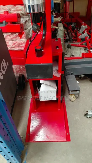 Commercial Tyre Vulcanizer/Repairing Punctures Machine Pneumatic.