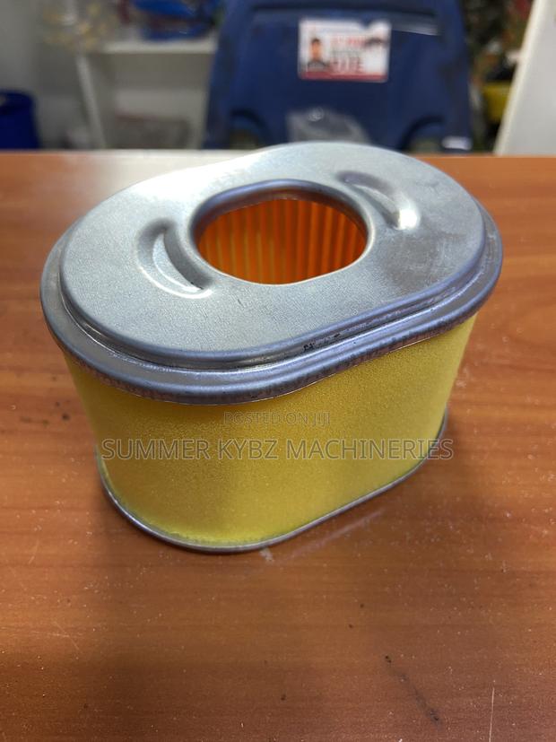 Oval Shape Engine Air Filter - main view