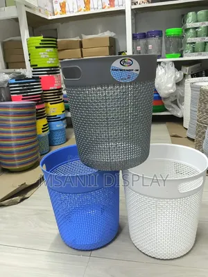 Star Small Dustbin
