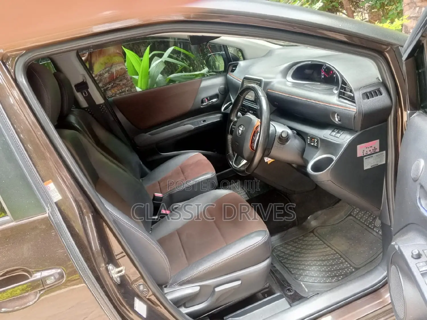 Toyota Sienta 2019 Brown