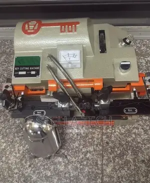 Key Cutting Machine