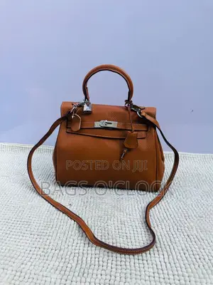 Hermès Style Kelly 35 Togo Leather Handbag – With Silver Hardware