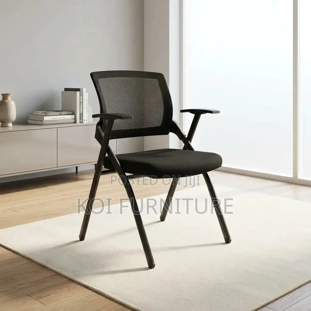 Office Chair:Foldable Mesh Training Chair-Black Cushioned Seat Arms