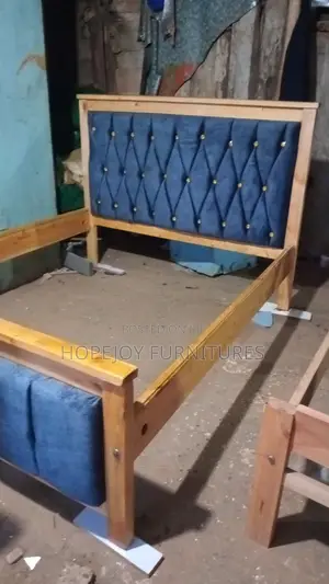 Blue Moket Bed