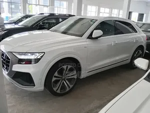 Audi Q8 3.0T Premium AWD quattro 2019 White
