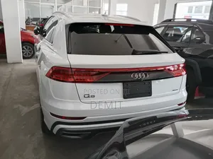 Audi Q8 3.0T Premium AWD quattro 2019 White