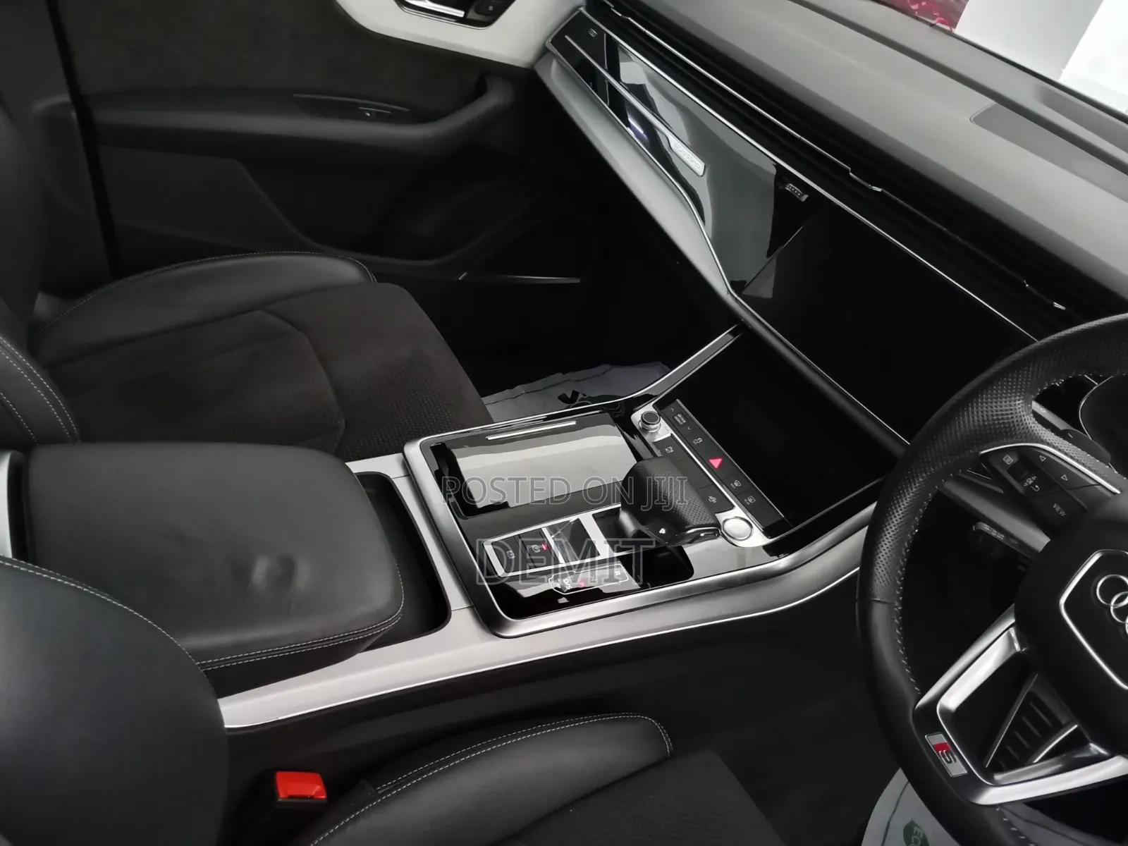 Audi Q8 3.0T Premium AWD quattro 2019 White