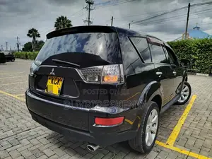 Mitsubishi Outlander 2.4 GLS Automatic 2009 Black