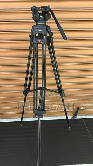 Caisi Dv 1800 Tripod Stand