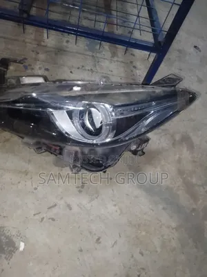 Mazda Axela 2015 Head Lights